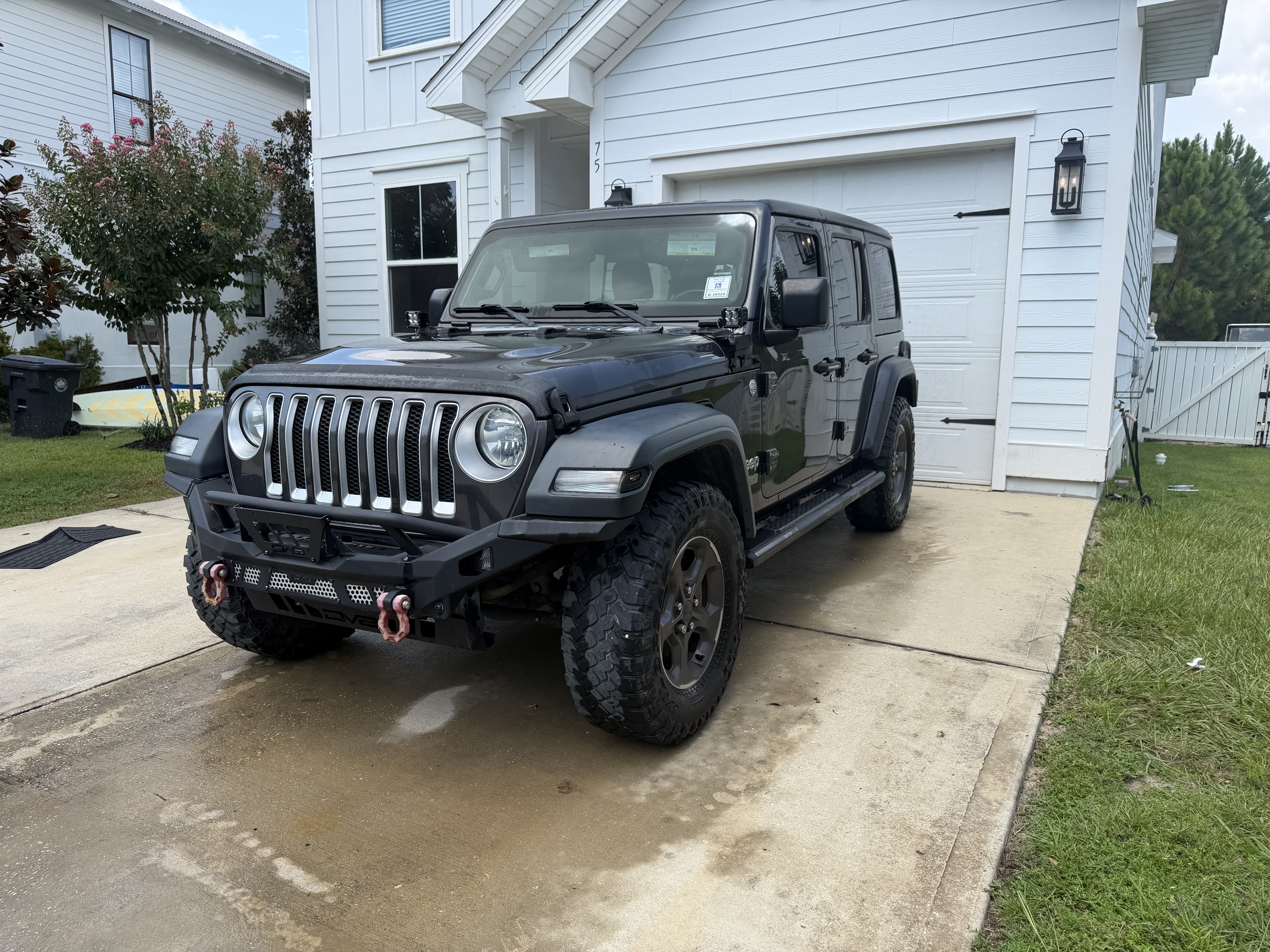 Used 2019 Jeep Wrangler Unlimited Sport S AWD/4WD image 1