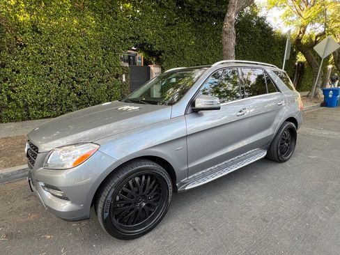 Used 2012 Mercedes-Benz ML 350 4MATIC image 1
