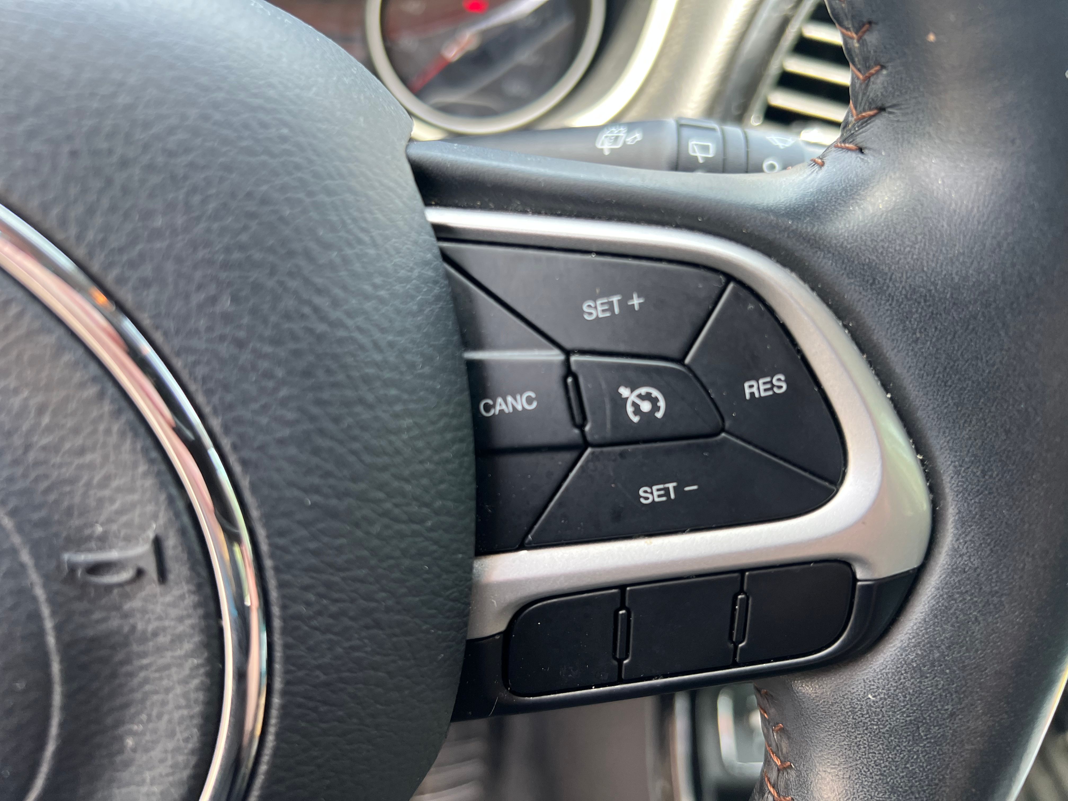 Used 2019 Jeep Compass Limited w/ Safety & Security Group FWD image 11