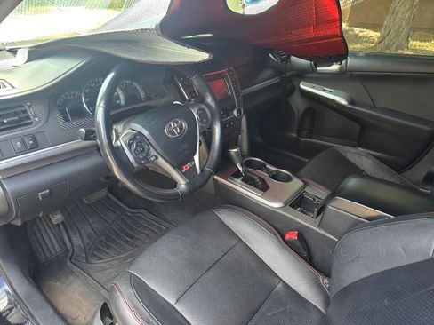 Used 2013 Toyota Camry SE image 14