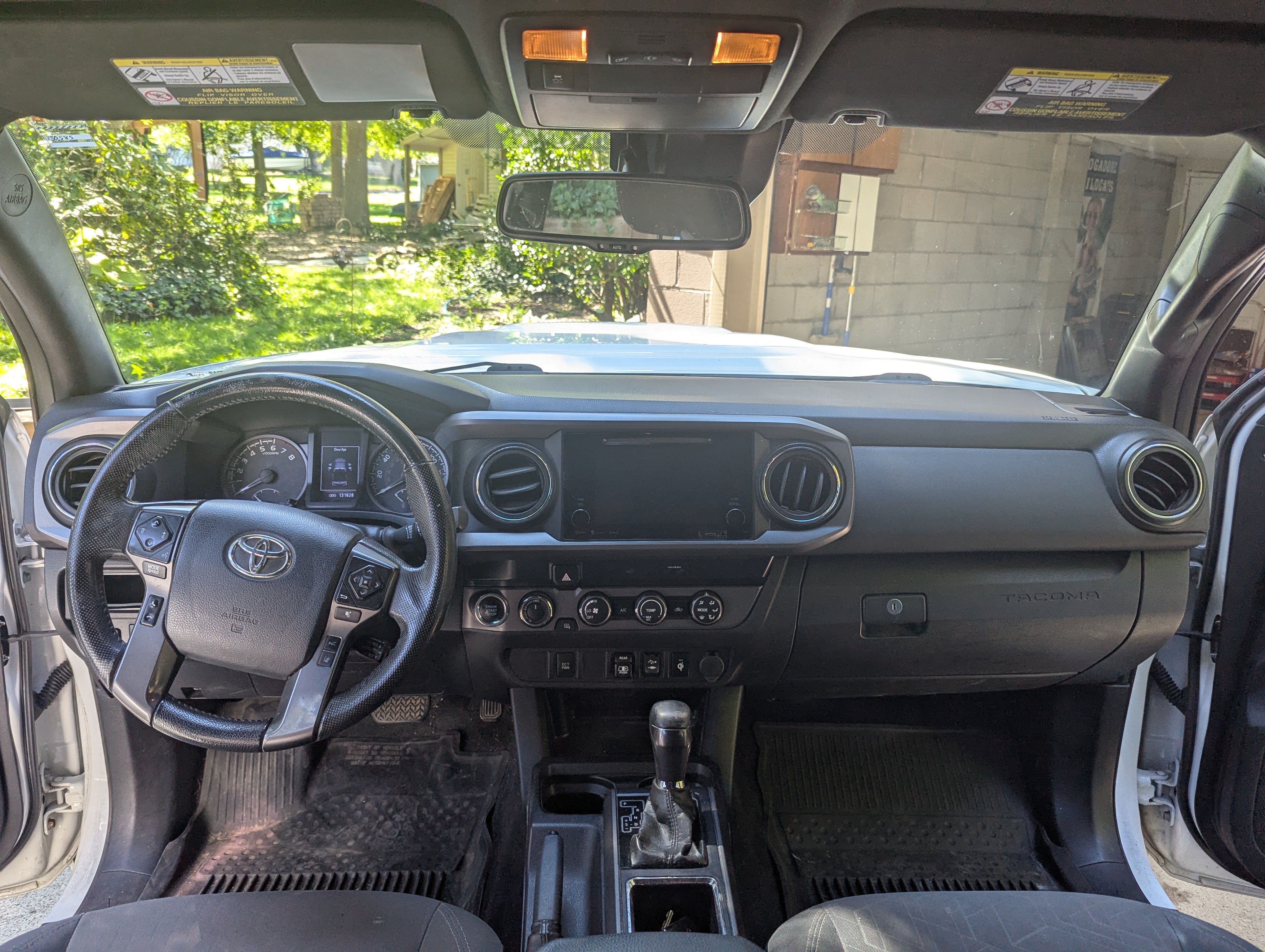 Used 2019 Toyota Tacoma TRD Sport AWD/4WD image 11