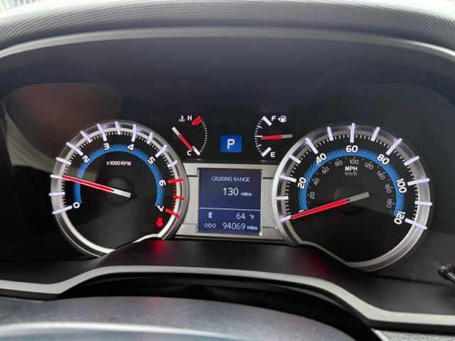 Used 2015 Toyota 4Runner SR5 Premium AWD/4WD image 19