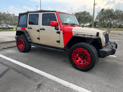 Used 2017 Jeep Wrangler Unlimited Sport w/ Quick Order Package 24S AWD/4WD image 1