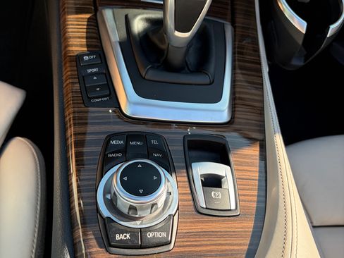 Used 2016 BMW Z4 sDrive28i image 12