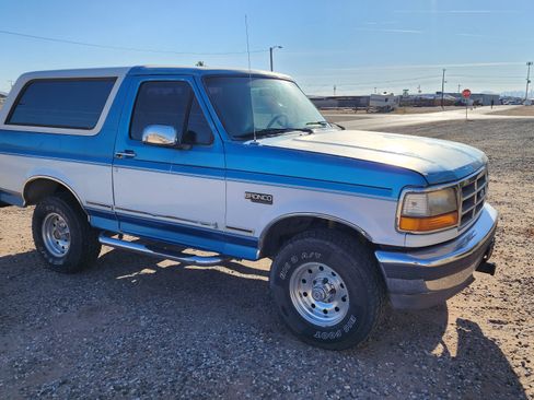 Used 1995 Ford Bronco image 1
