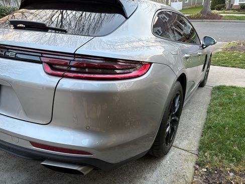 Used 2018 Porsche Panamera 4 w/ Premium Package image 13