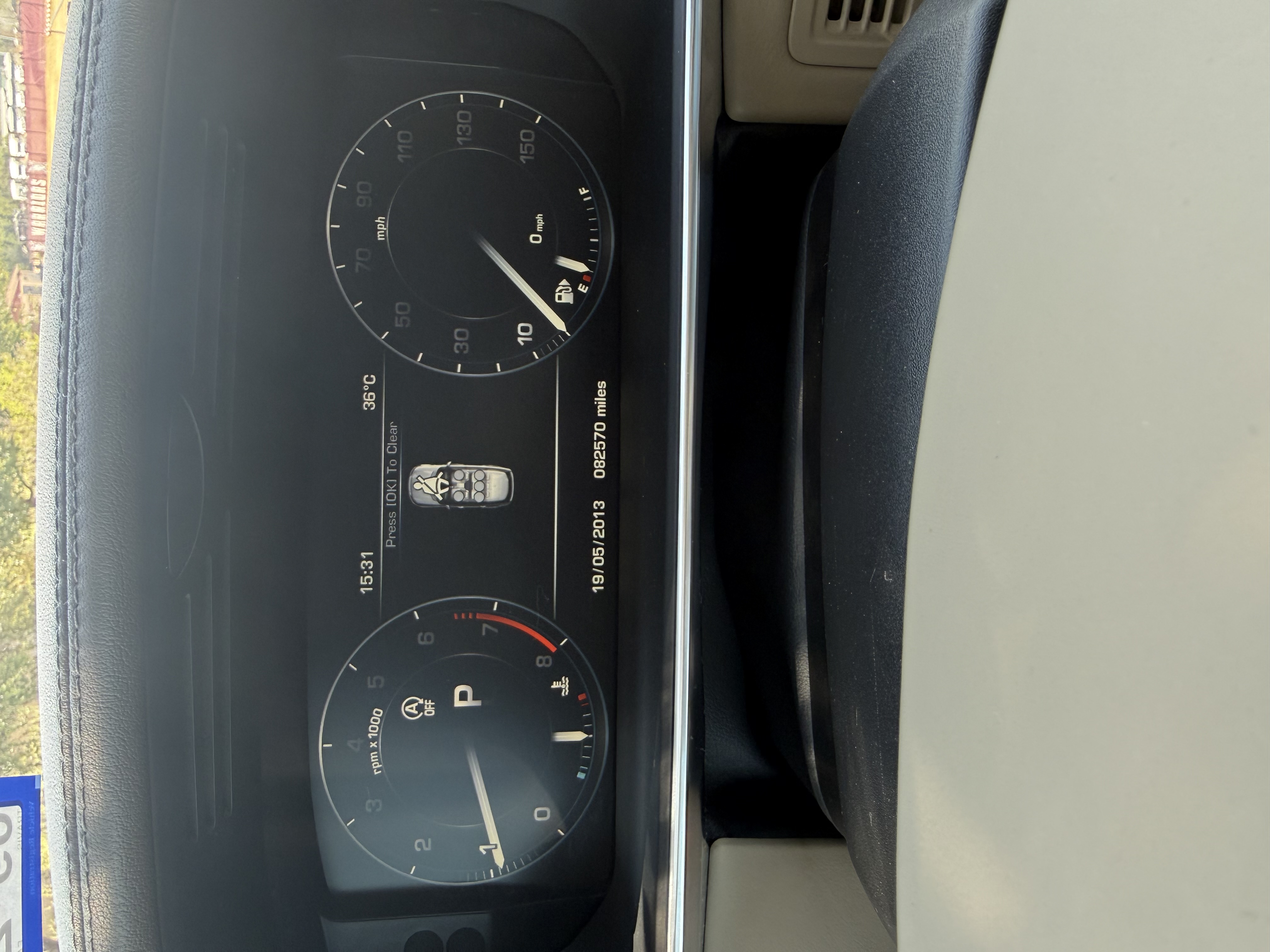 Used 2015 Land Rover Range Rover HSE AWD/4WD image 9