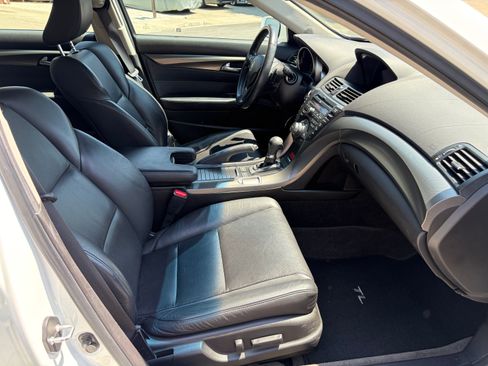 Used 2012 Acura TL w/ Technology Package FWD image 15
