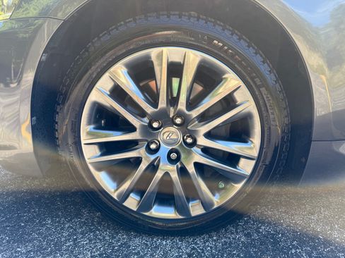 Used 2016 Lexus LS 600h L image 8