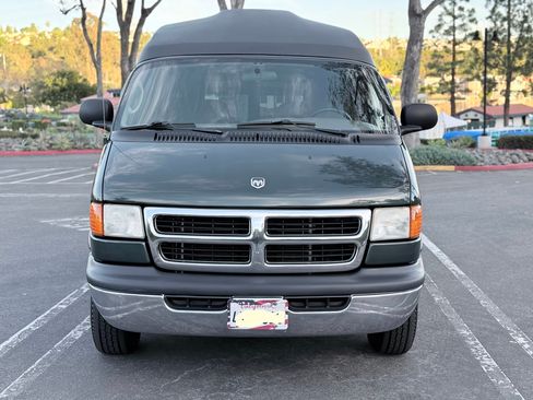 Used 2002 Dodge B1500 image 4