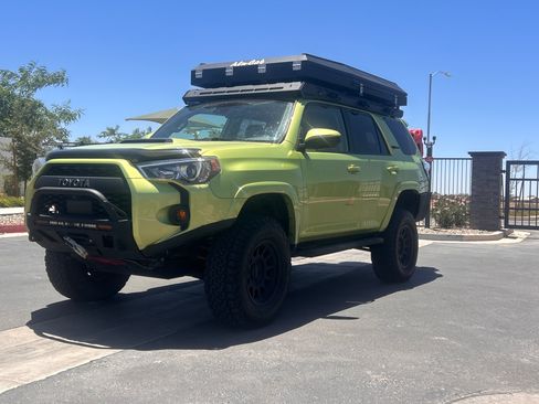 Used 2022 Toyota 4Runner TRD Pro AWD/4WD image 4