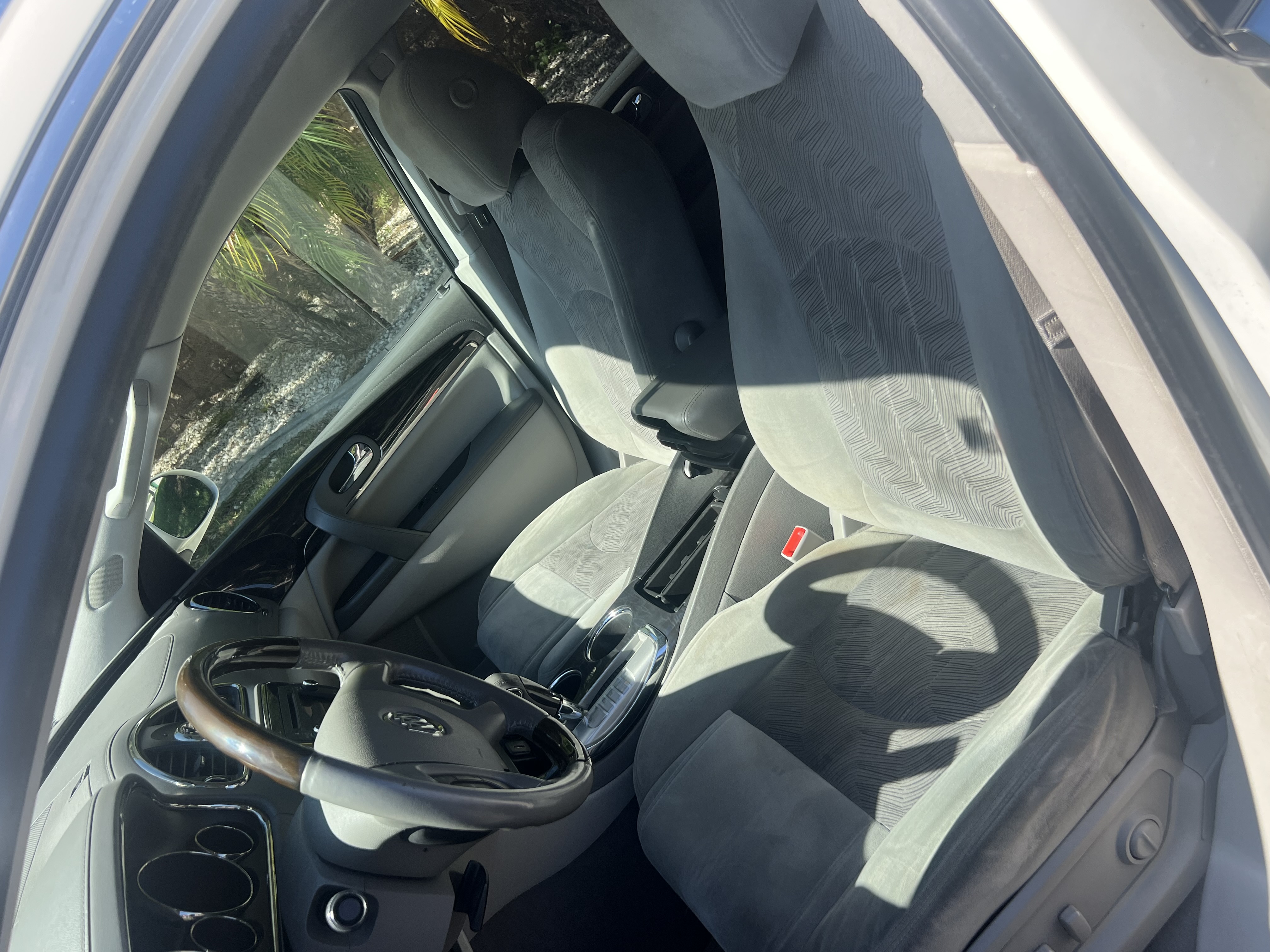 Used 2015 Buick Enclave Convenience FWD image 18