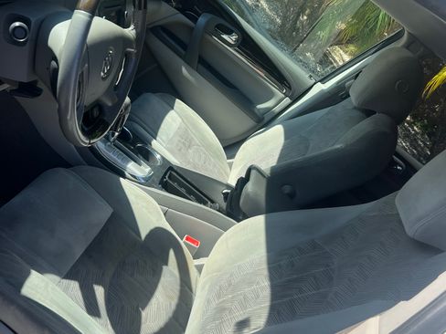 Used 2015 Buick Enclave Convenience FWD image 18