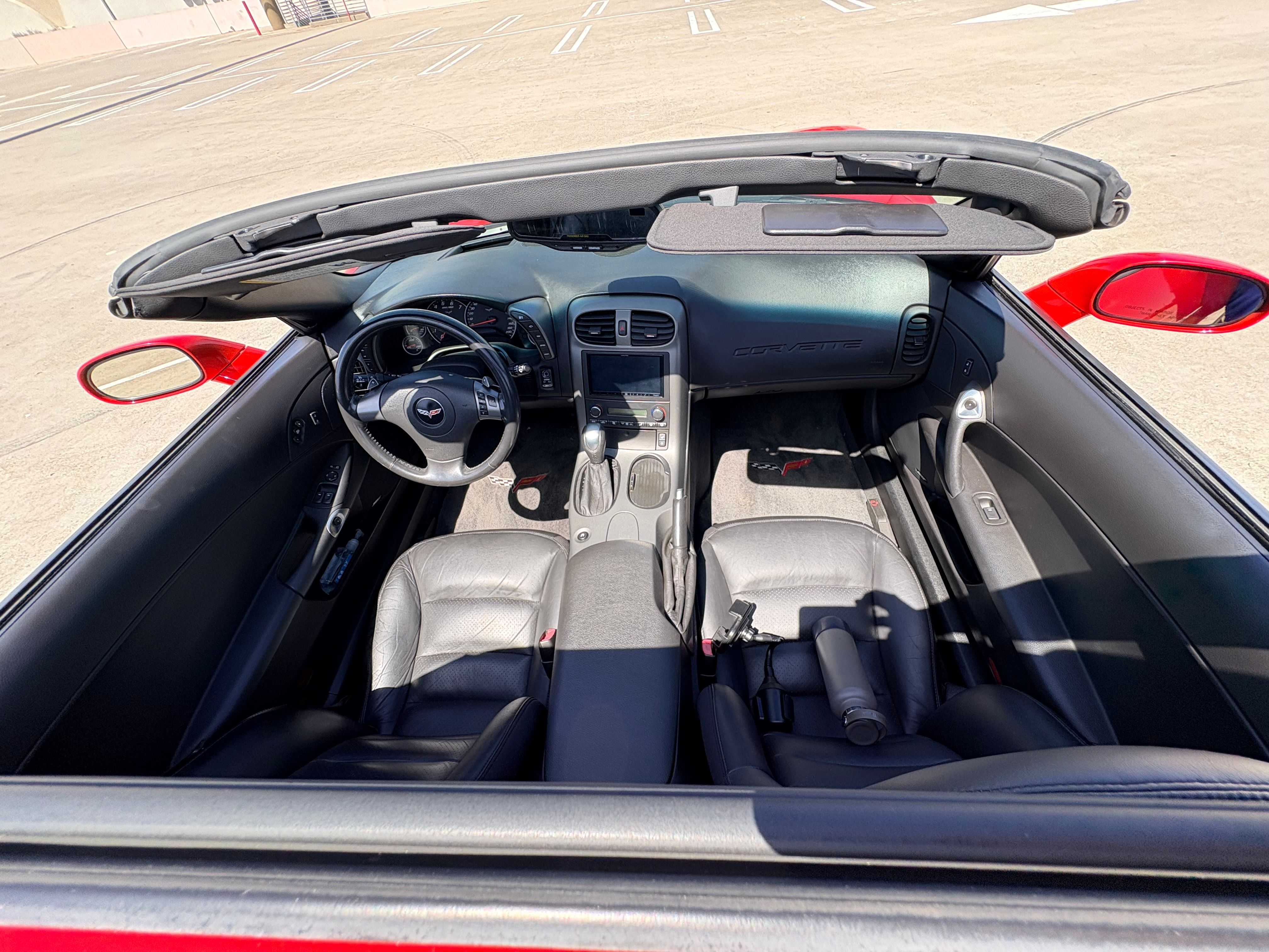 Used 2007 Chevrolet Corvette Coupe w/ Preferred Equipment Group RWD image 21