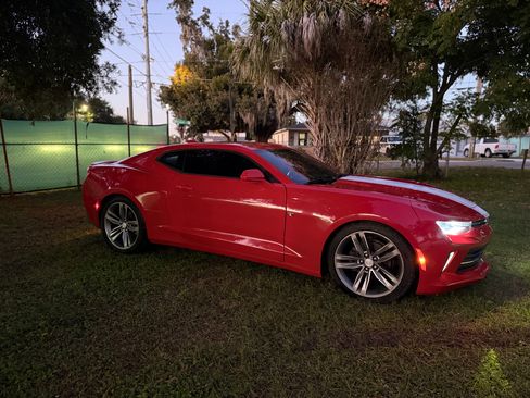Used 2018 Chevrolet Camaro LT w/ RS Package image 5