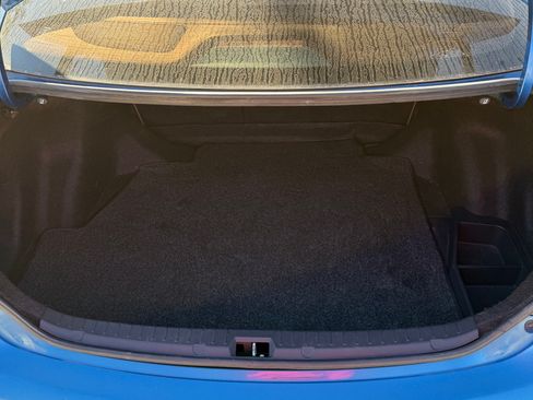 Used 2010 Toyota Corolla image 11