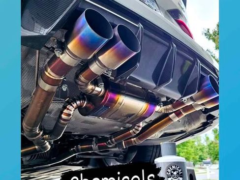 Used 2022 BMW M3 Sedan w/ M Carbon Exterior Package image 18