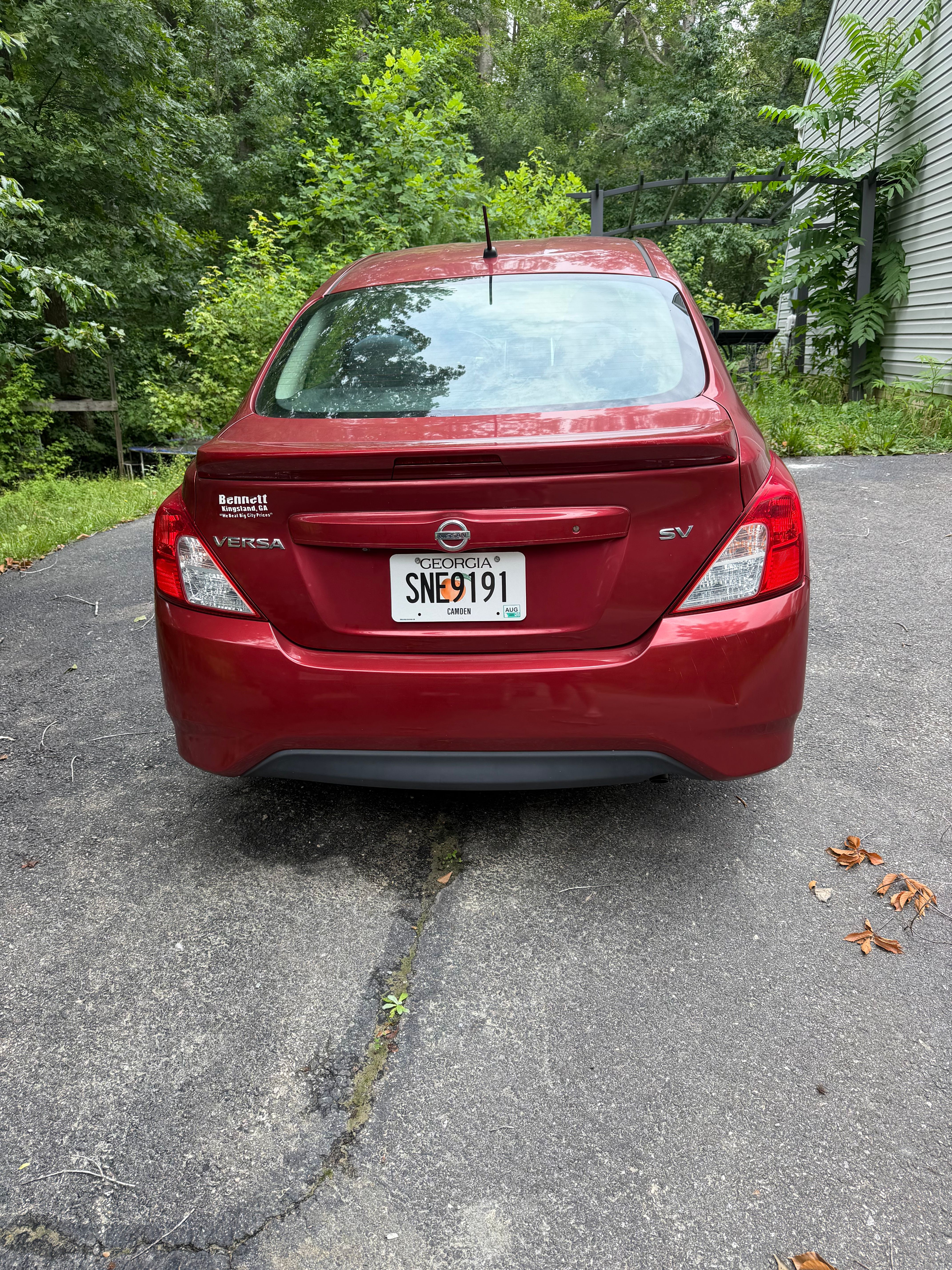 Used 2019 Nissan Versa SV FWD image 6