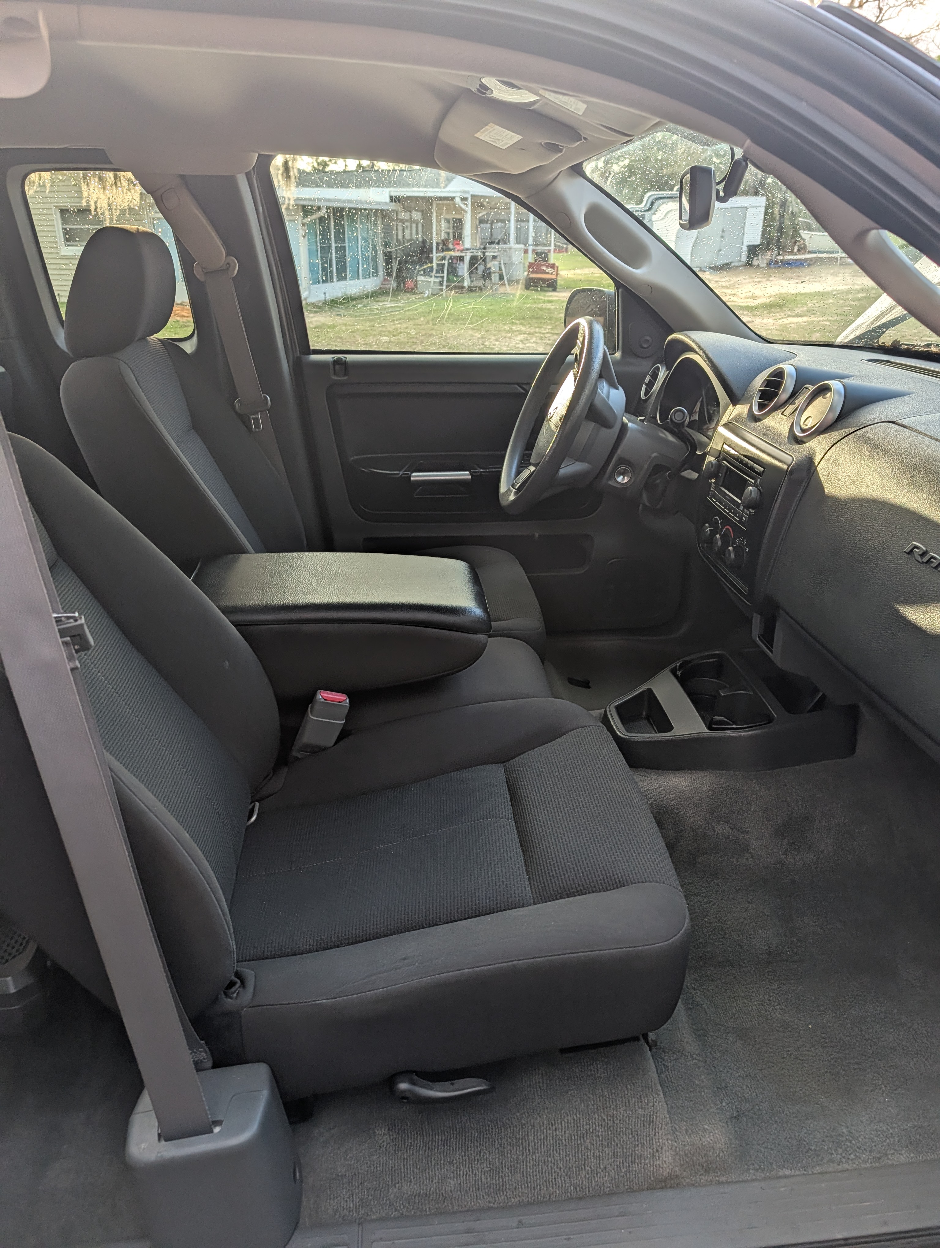 Used 2007 Mitsubishi Raider LS RWD image 8