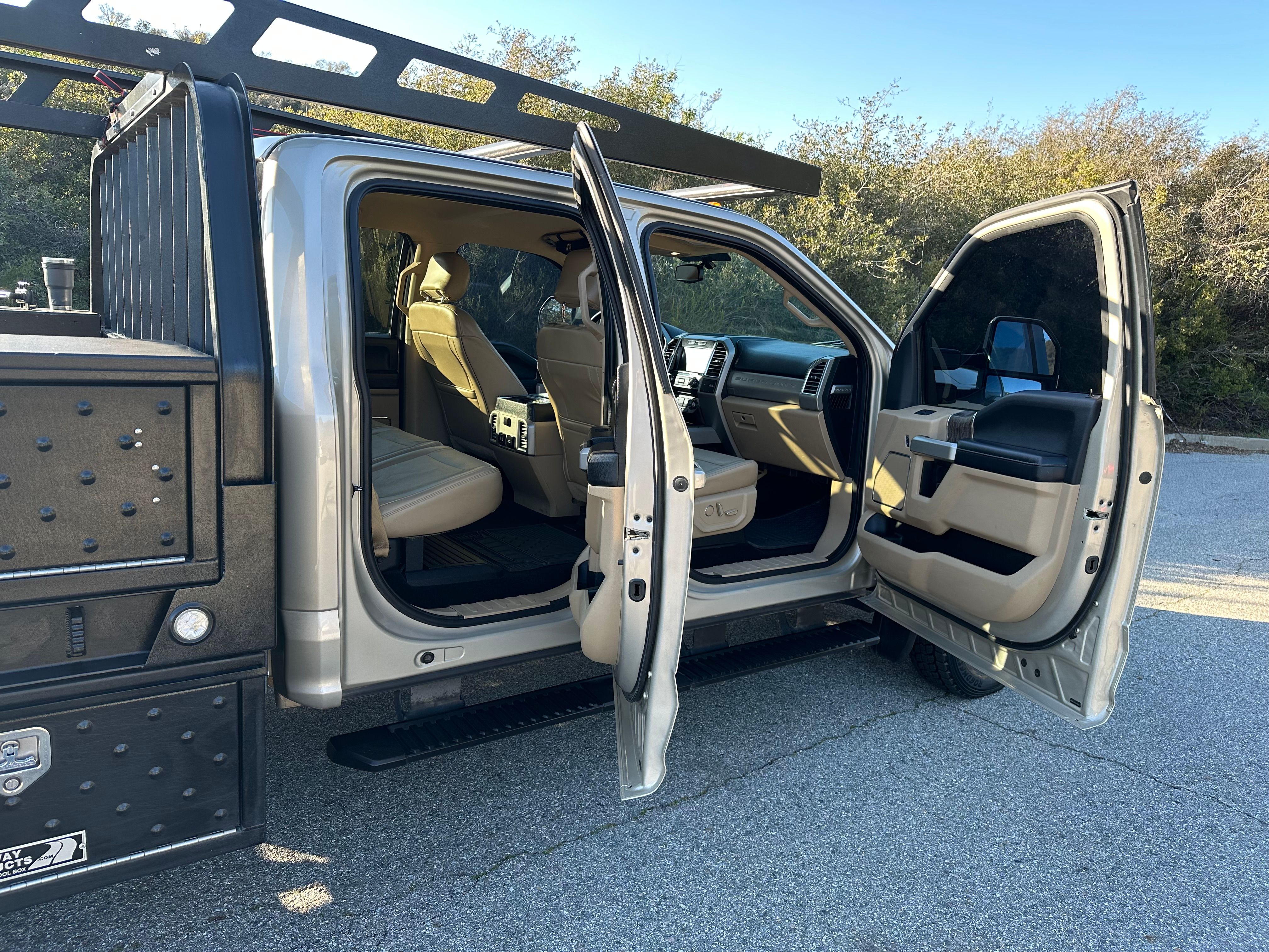 Used 2017 Ford F550 4x4 Crew Cab Super Duty image 26