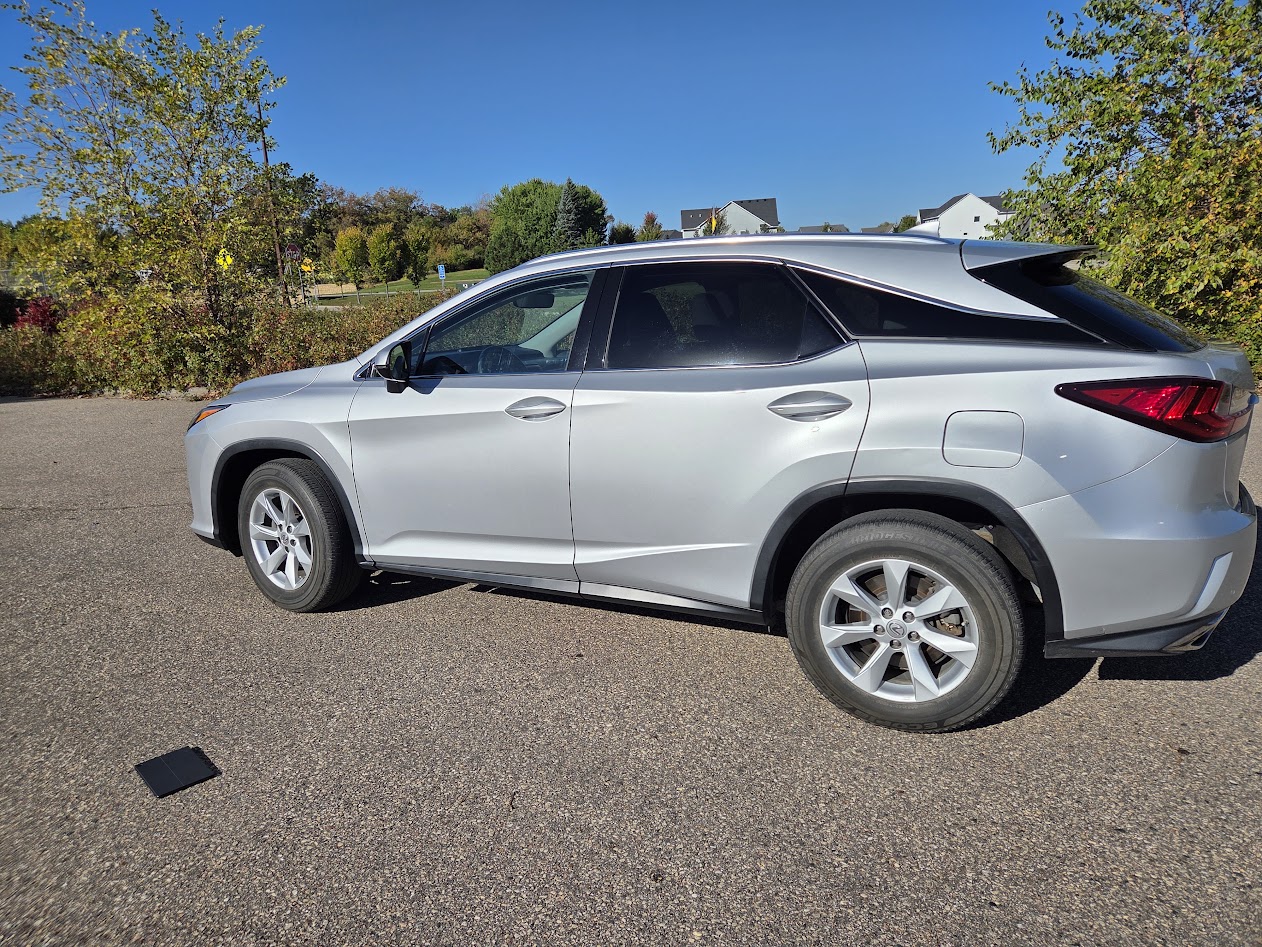 Used 2017 Lexus RX 350 AWD w/ Premium Package image 2