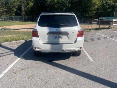 Used 2008 Toyota Highlander Sport image 4