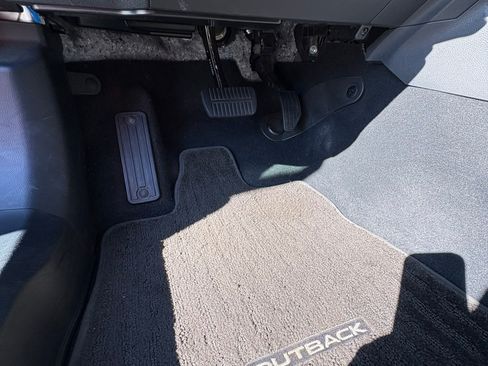 Used 2022 Subaru Outback Limited XT image 21