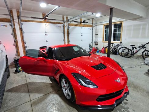 Used 2014 Chevrolet Corvette Stingray Coupe w/ Battery Protection Package RWD image 1