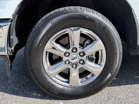Used 2018 Ford F150 XLT w/ Equipment Group 302A Luxury RWD image 12
