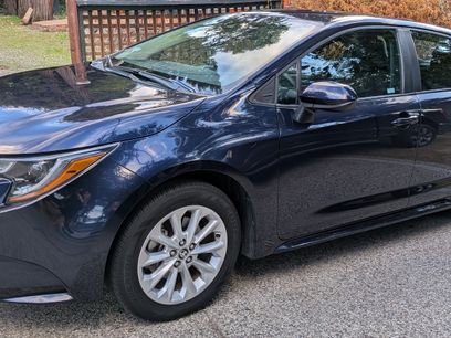 Used 2021 Toyota Corolla LE