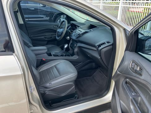 Used 2018 Ford Escape S image 12