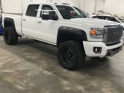 Used 2015 GMC Sierra 2500 Denali w/ Snow Plow Prep Package