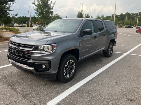 Used 2021 Chevrolet Colorado Z71 AWD/4WD image 1