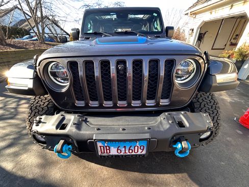 Used 2021 Jeep Wrangler Unlimited Rubicon 4xe w/ Steel Bumper Group image 6