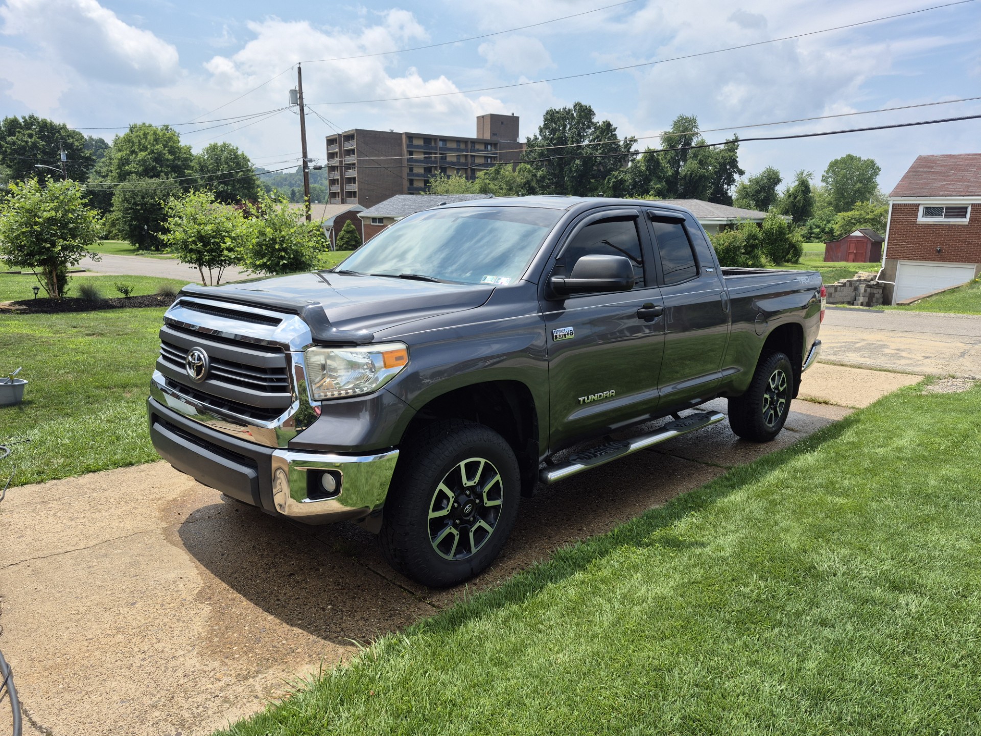 Used 2014 Toyota Tundra SR5 w/ TRD Off Road Package AWD/4WD image 1