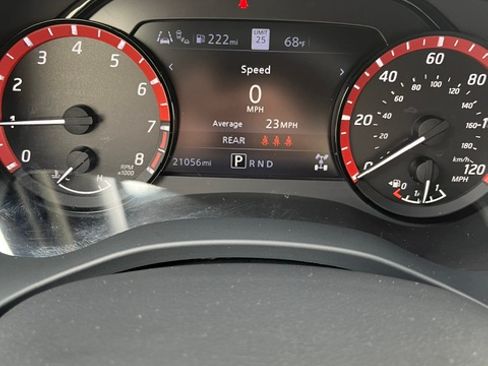 Used 2023 Nissan Frontier PRO-4X w/ Pro-4X Premium Package AWD/4WD image 9