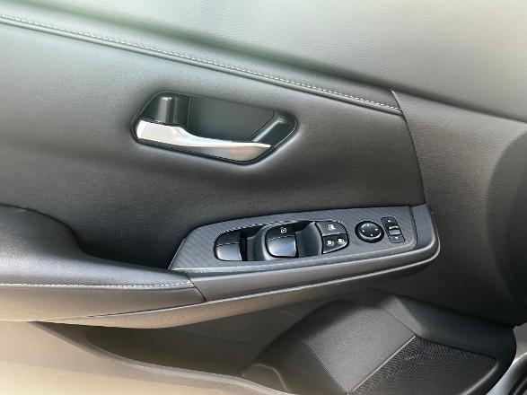 Used 2023 Nissan Sentra S FWD image 11