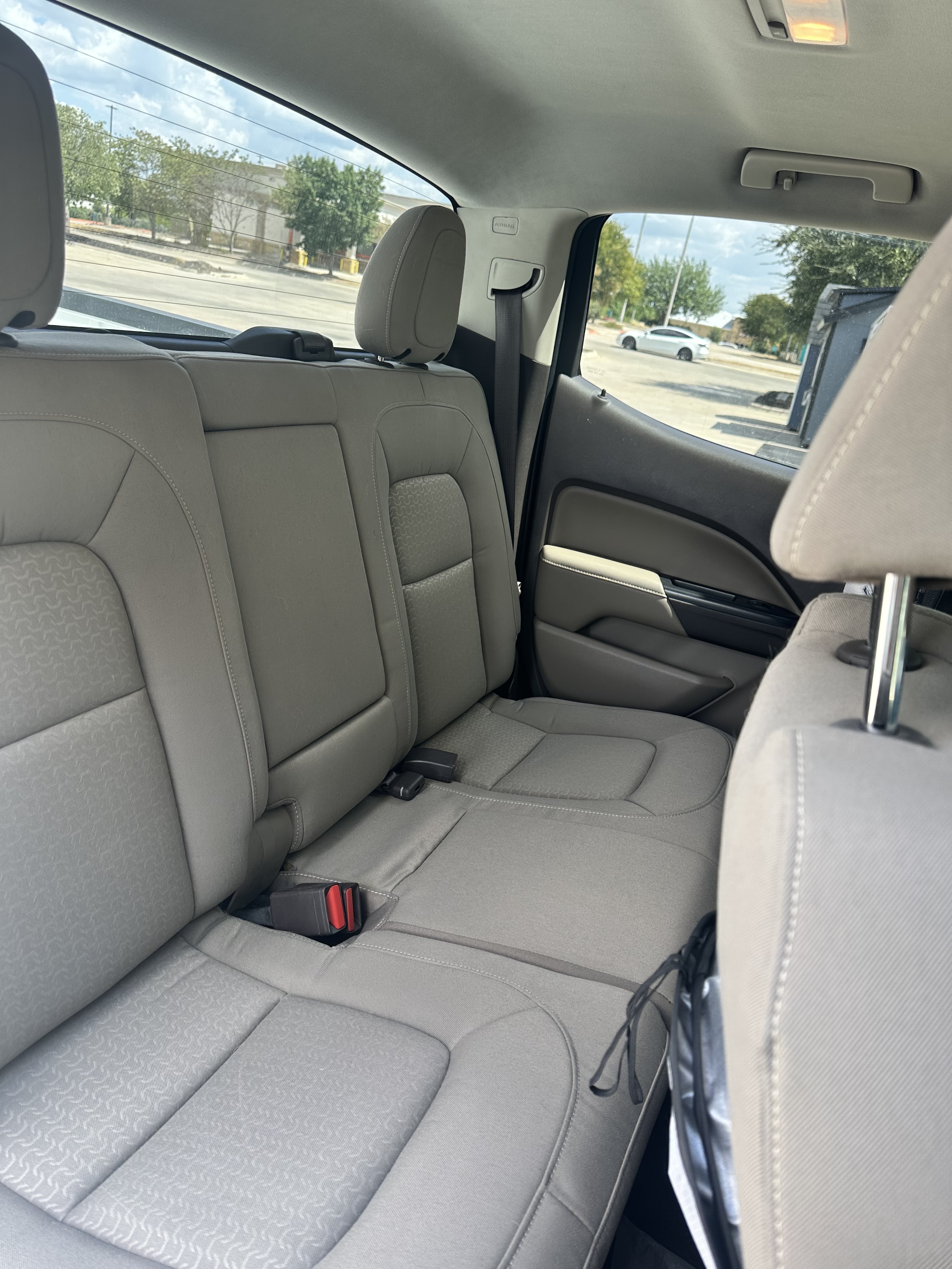 Used 2016 GMC Canyon SLE RWD image 11