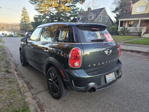 Used 2014 MINI Cooper Countryman S image 11