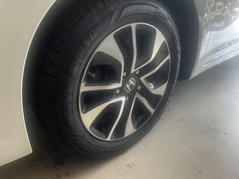 Used 2013 Honda Civic EX image 22