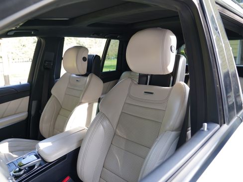 Used 2017 Mercedes-Benz GLS 63 AMG 4MATIC image 27