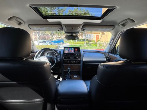 Used 2023 Nissan Armada SL image 16