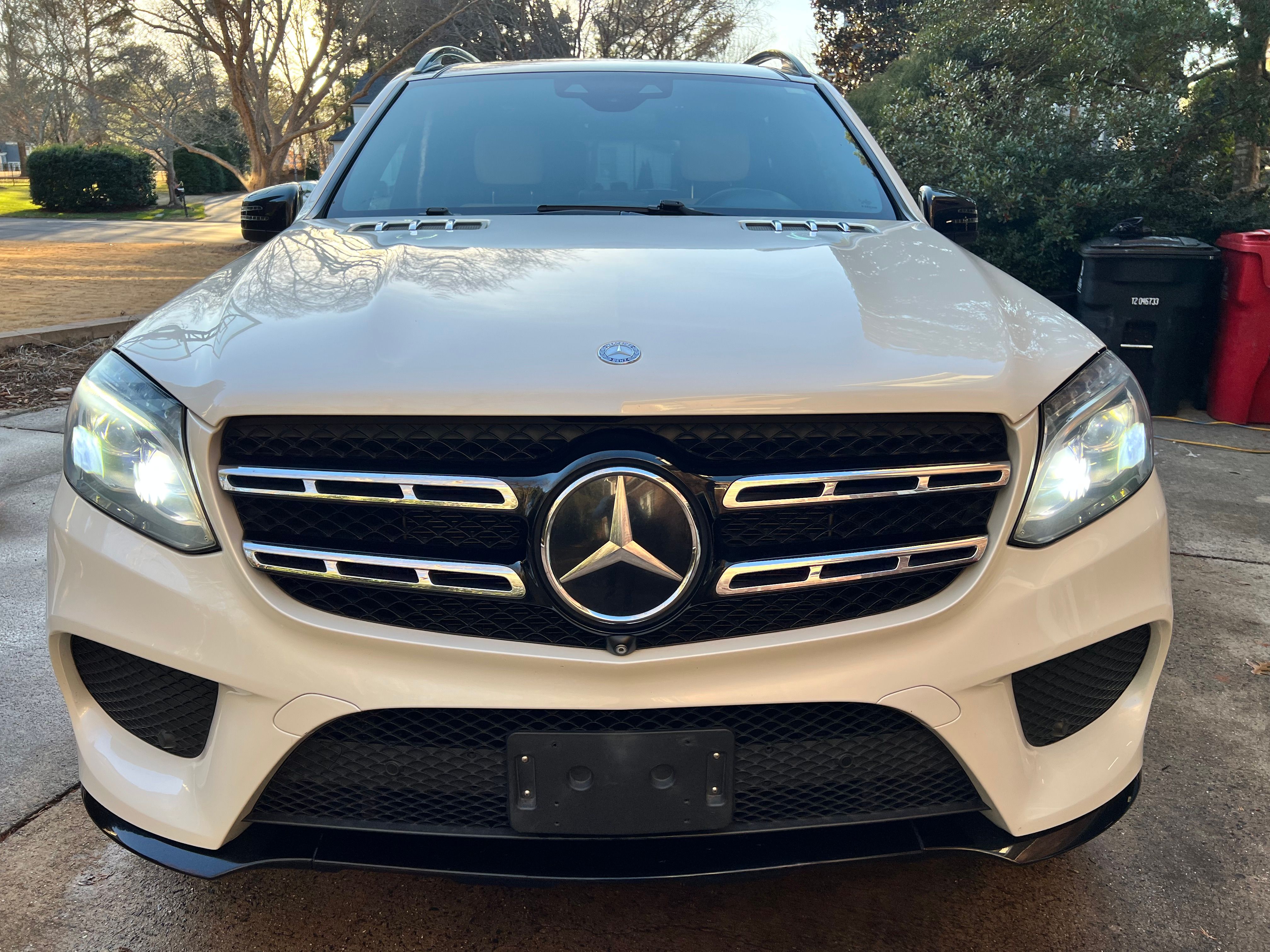 Used 2017 Mercedes-Benz GLS 550 4MATIC image 1