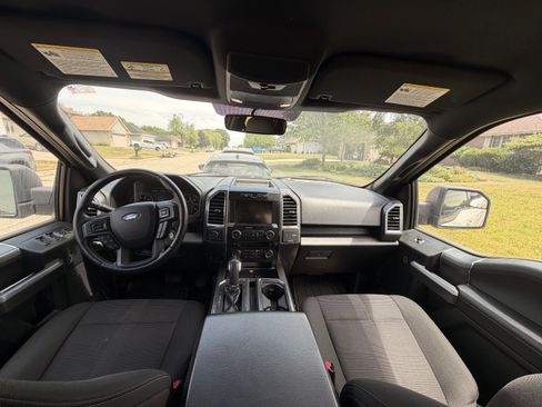 Used 2015 Ford F150 XLT w/ Equipment Group 302A Luxury AWD/4WD image 5