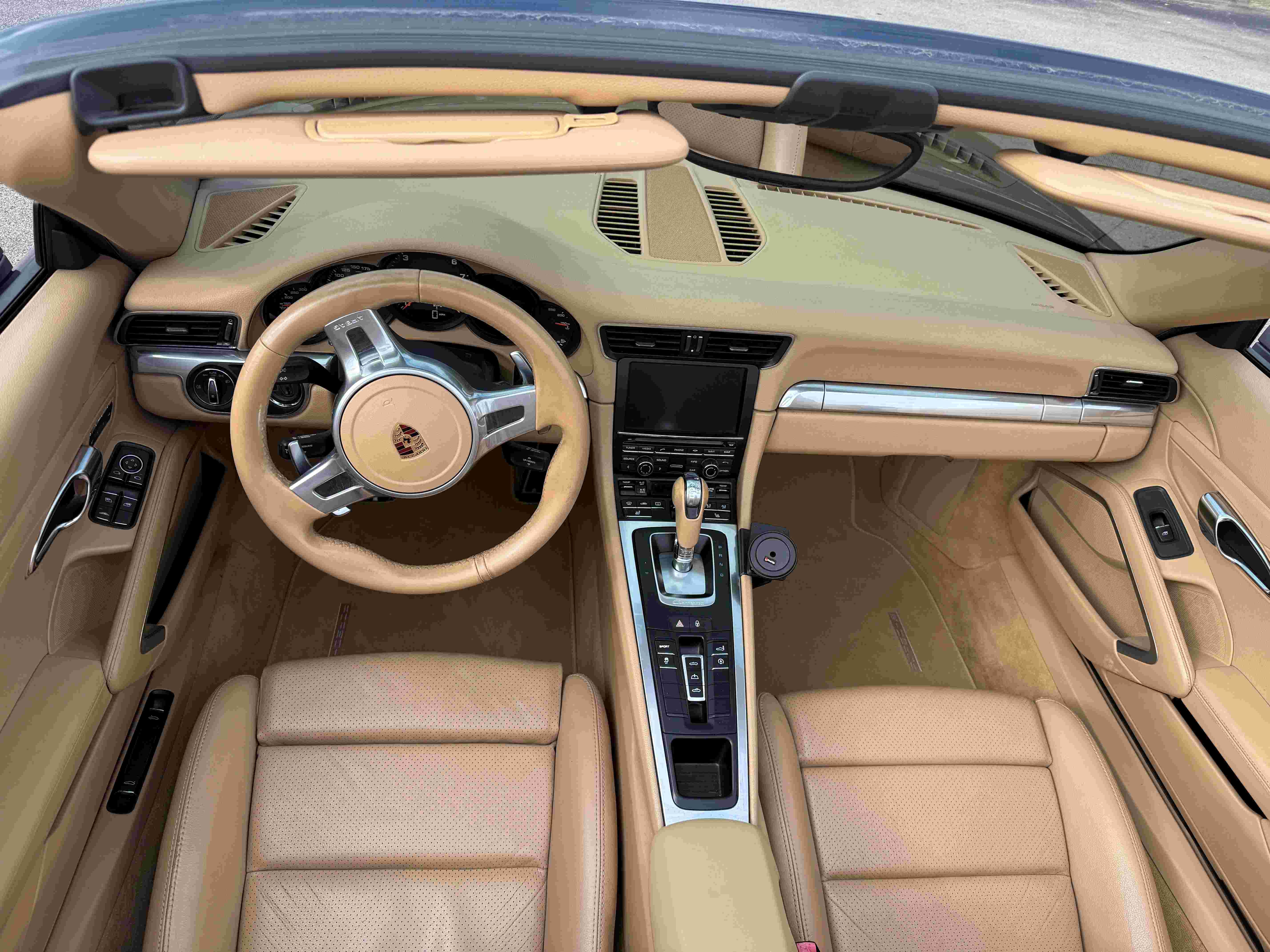 Used 2016 Porsche 911 Carrera image 11