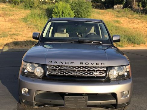 Used 2012 Land Rover Range Rover Sport HSE image 12