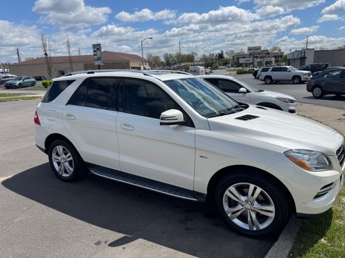 Used 2012 Mercedes-Benz ML 350 ML 350 4MATIC Sport Utility 4D image 13