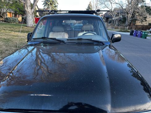 Used 1997 Toyota Land Cruiser image 1