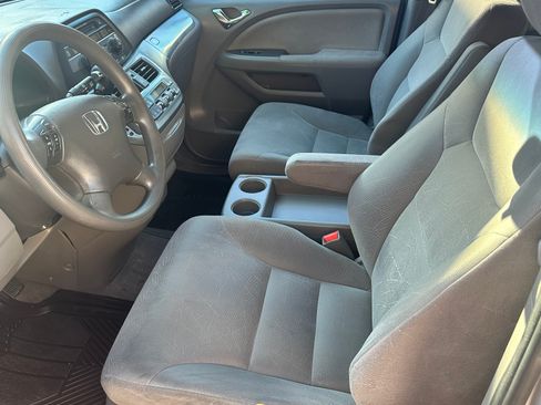 Used 2010 Honda Odyssey EX image 15