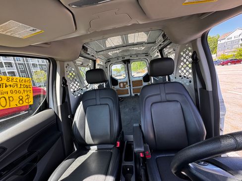 Used 2021 Ford Transit Connect XL FWD image 6